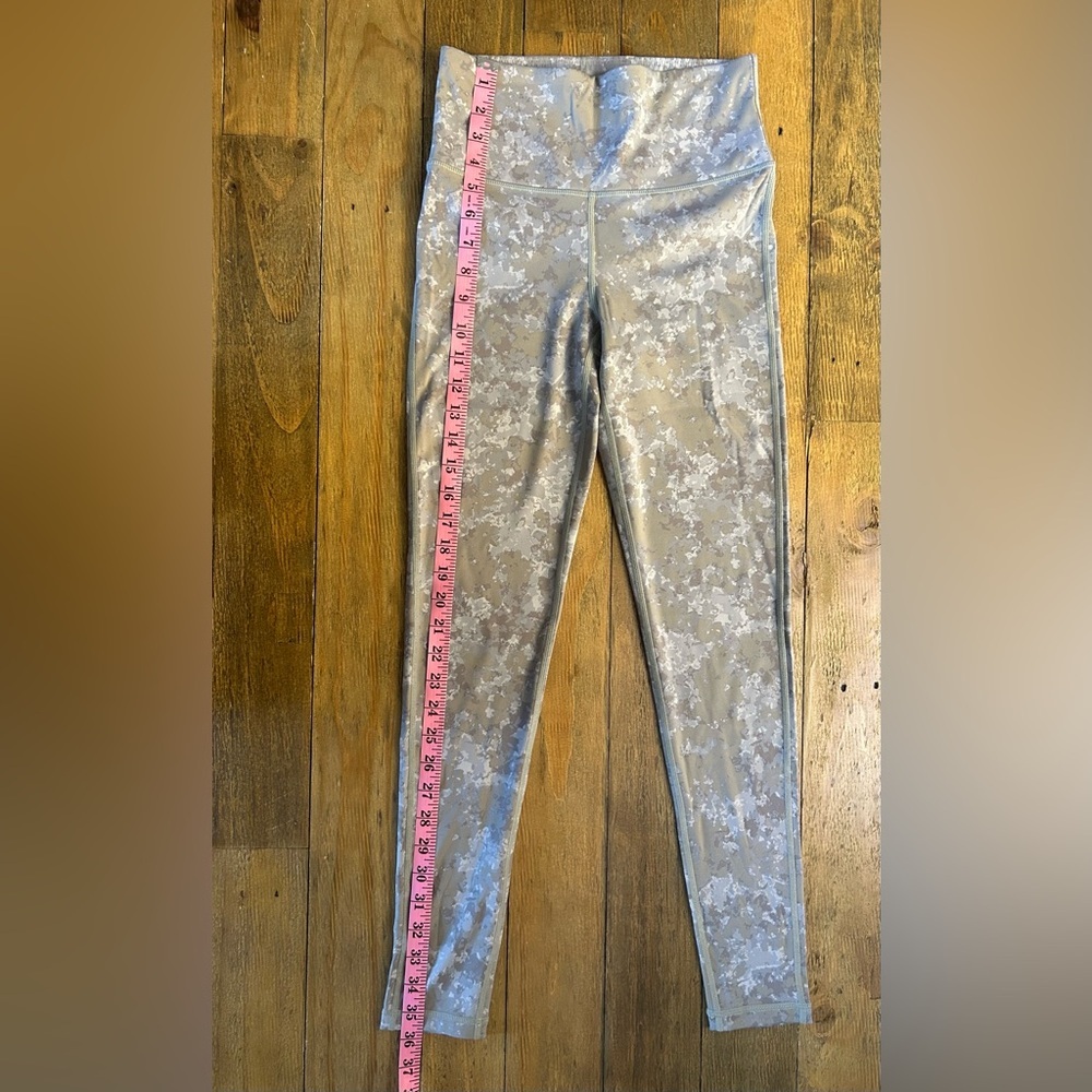 💖5 for $50💖Mono B Gray Camouflage Leggings Gray Cream and Olive Buttery soft - Picture 4 of 10